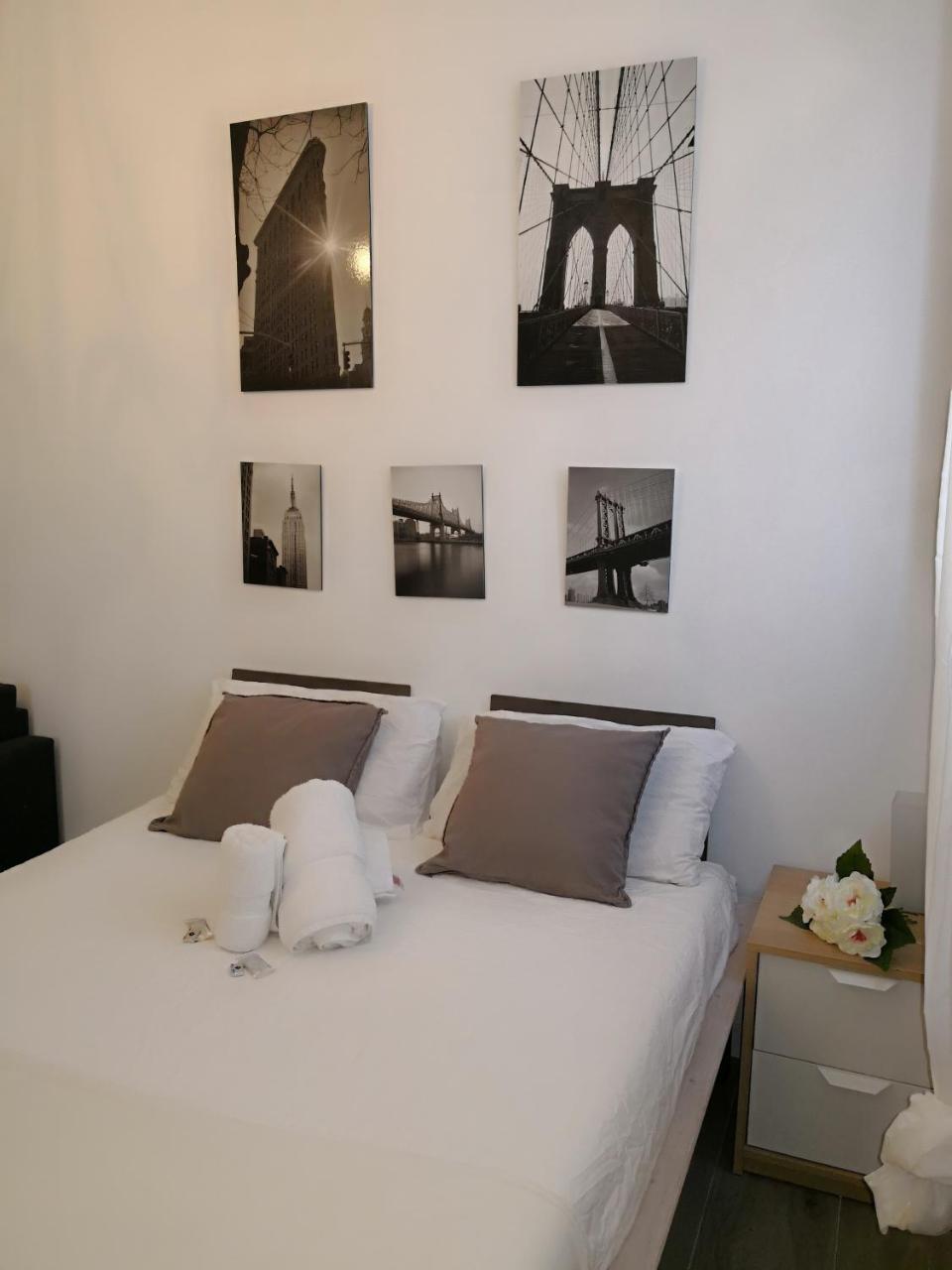 Suites By Eric Olsan บาเลนเซีย ภายนอก รูปภาพ