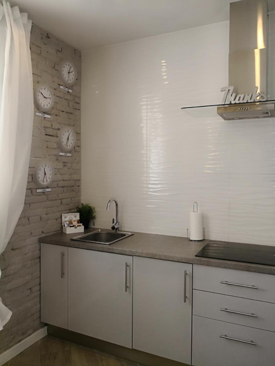 Suites By Eric Olsan บาเลนเซีย ภายนอก รูปภาพ